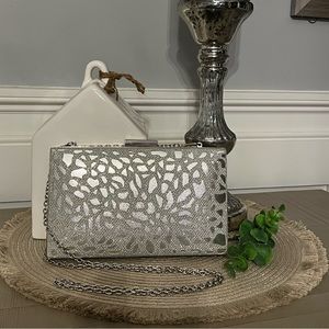 ⚪️⚪️Silver Dress Clutch/Shoulder Bag⚪️⚪️
